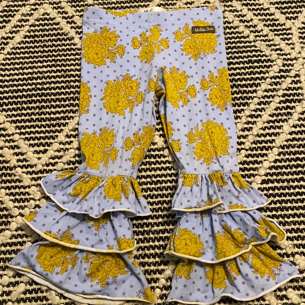 Matilda Jane Platinum ruffle bottom leggings/pants, size 4 toddler